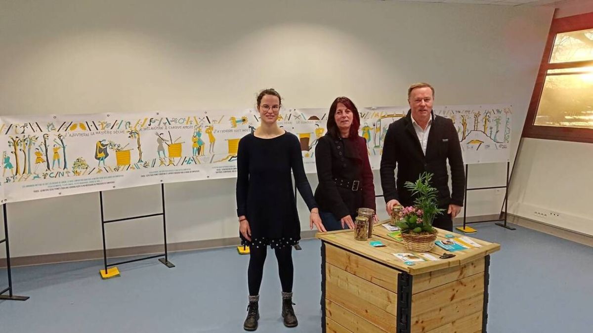 La tapisserie du compostage : un hommage ludique à la culture locale