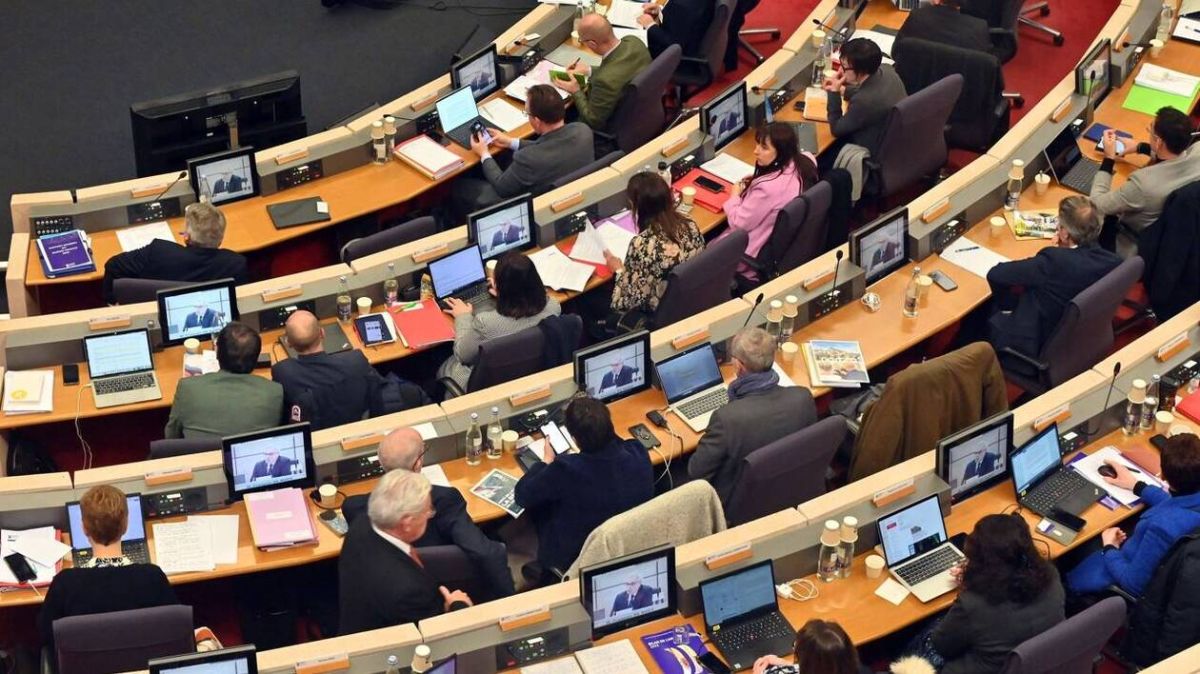 Les budgets en baisse : la Région Pays de la Loire face à des choix difficiles