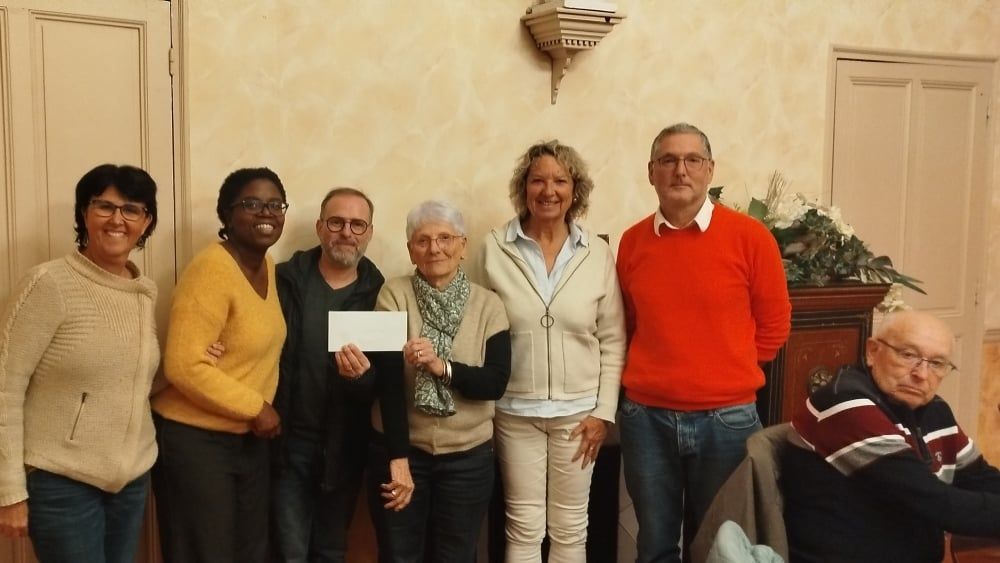 Volx s'engage pour la santé : un don significatif à la Ligue contre le cancer