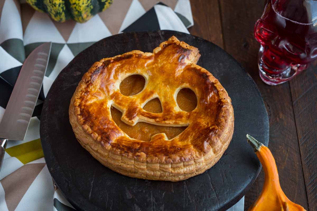 Une galette feuilletée au potiron pour Halloween