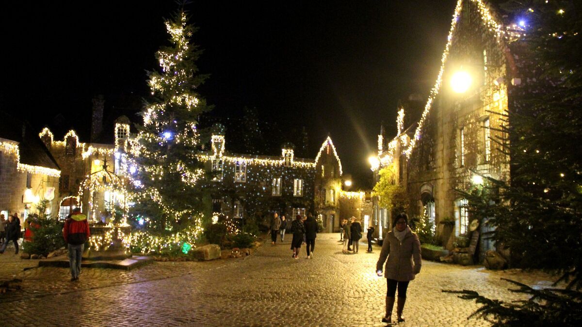 Locronan illumine ses rues pour Noël, sans grande roue mais avec magie