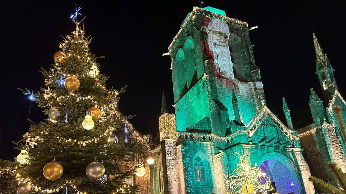 Locronan s’illumine pour les fêtes : un spectacle féerique enchante les visiteurs