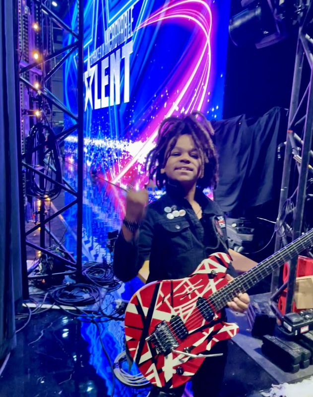 Timéo, le jeune prodige de la guitare, vise la victoire à M6