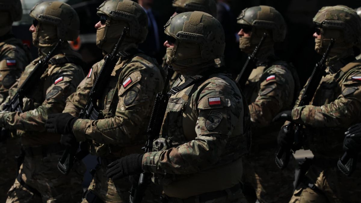 La Pologne relance la production de mines antipersonnelles : un geste stratégique face à la menace russe