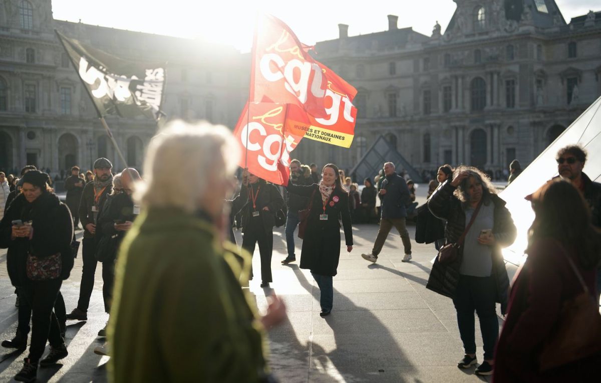 Grève au Louvre : des agents mobilisés pour de meilleures conditions de travail