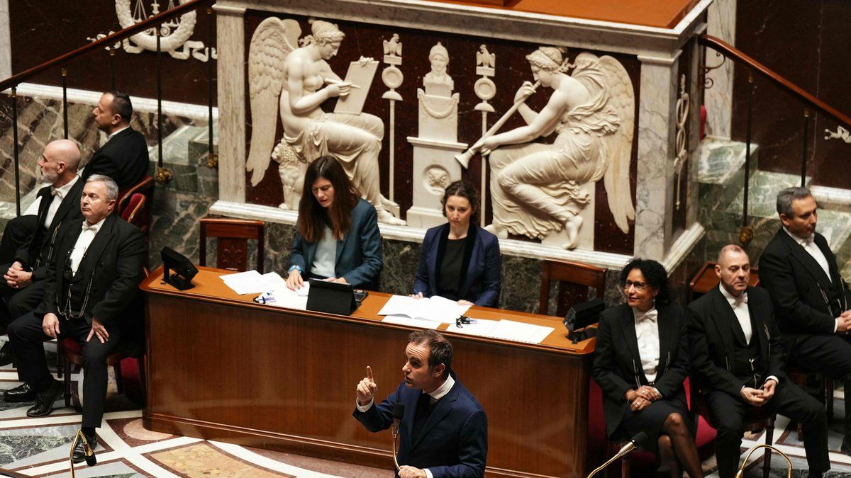 Conseil des ministres extraordinaire : vers l'adoption d'une loi spéciale pour le budget 2026 ?