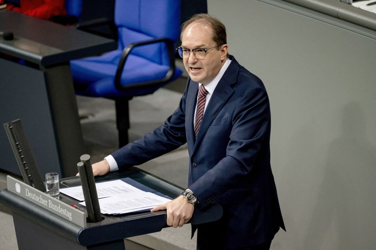 L'Allemagne fait un pas controversé avec l'expulsion d'un Syrien vers Damas