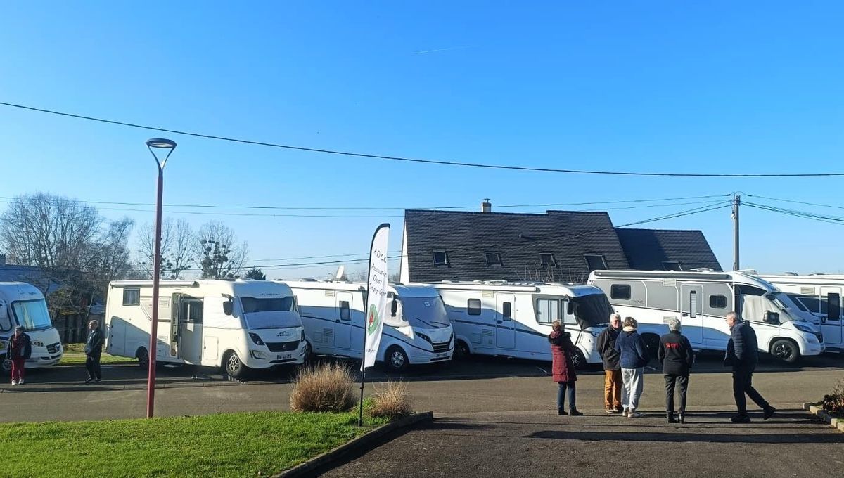 Une nuit de fête et de convivialité pour les camping-caristes à Roëzé-sur-Sarthe