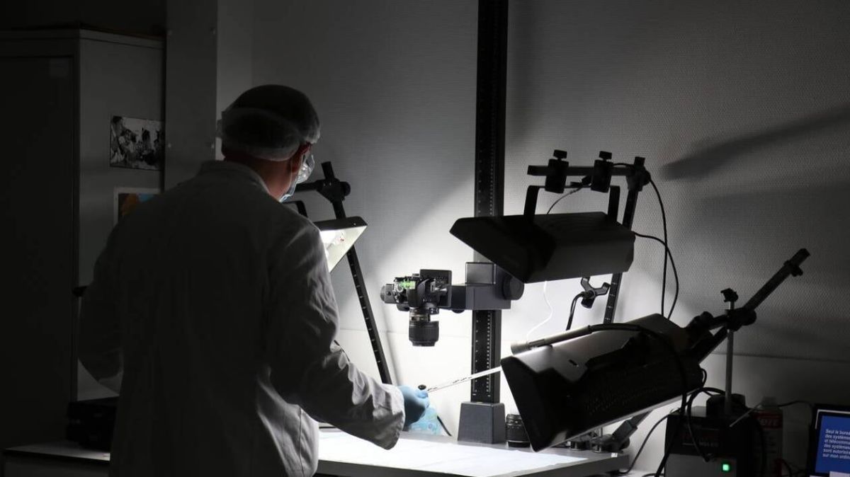 Plongée au cœur du laboratoire de la police scientifique à Caen