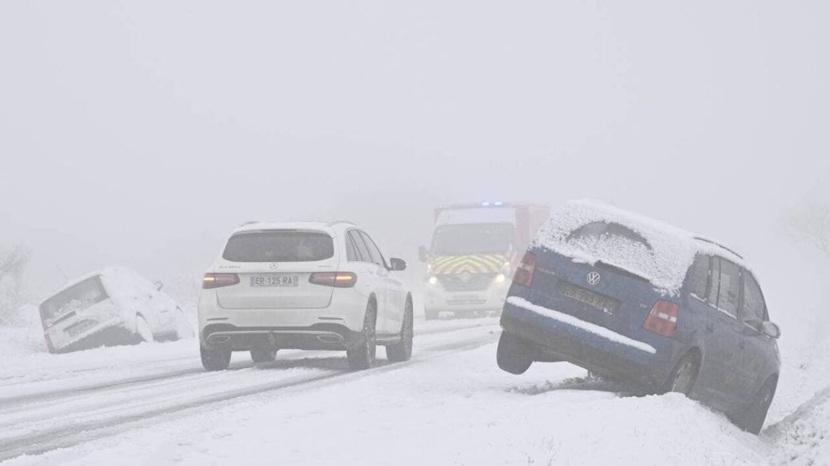 Un accident sur la D785 dans le Finistère : la conductrice secourue par les pompiers