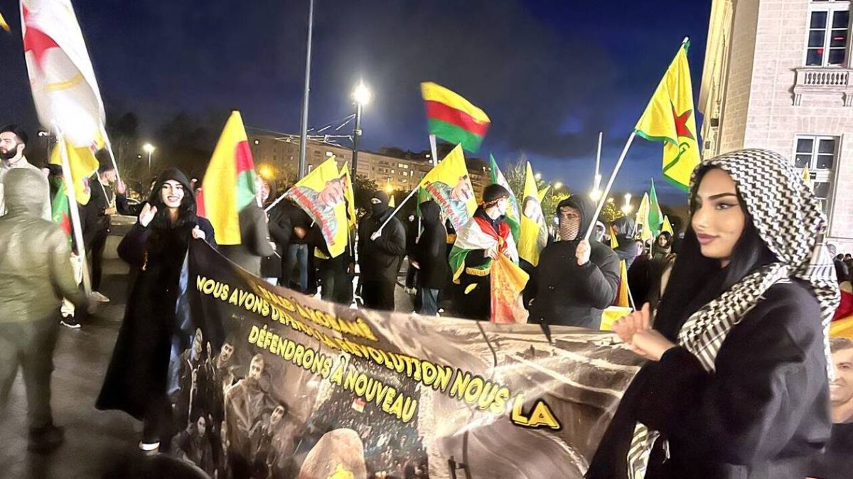 Une marée humaine à Nantes pour les Kurdes du Rojava