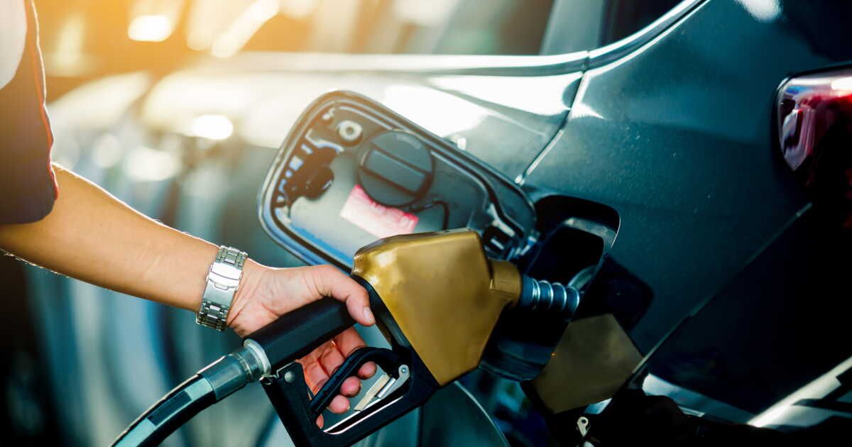 Des gestes à ne pas négliger pour économiser à la pompe