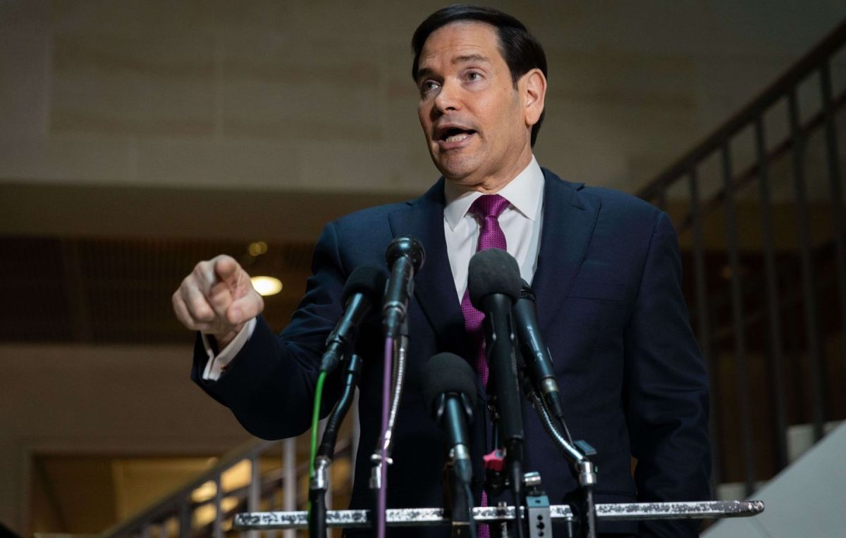 Les États-Unis lancent une opération préventive en Iran, selon Marco Rubio