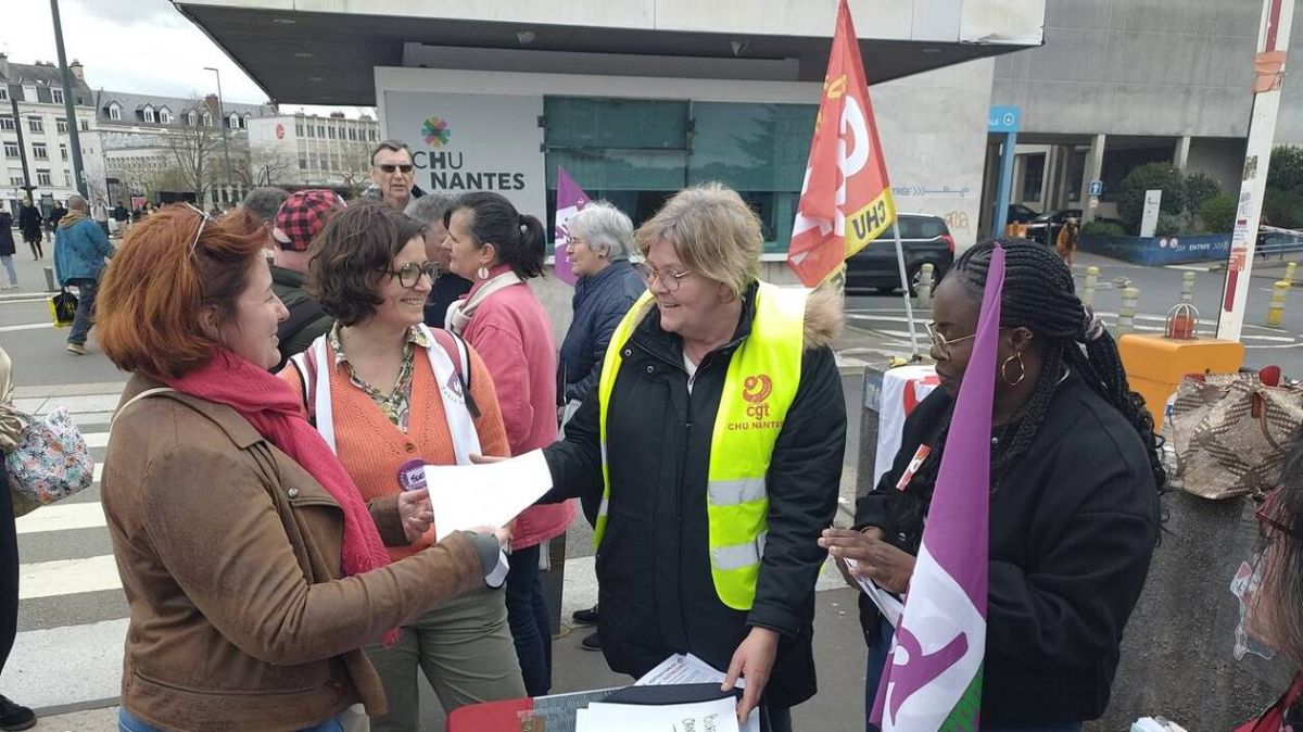 Un bureau de recrutement symbolique pour dénoncer le manque de personnel au CHU de Nantes