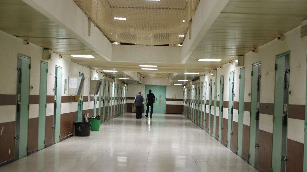 Drame à la prison de Nîmes : un détenu retrouvé sans vie dans sa cellule