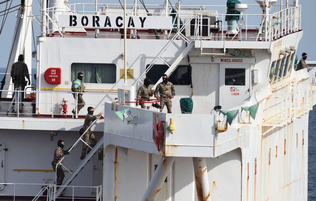 Un commandant de pétrolier russe condamné à un an de prison en Bretagne