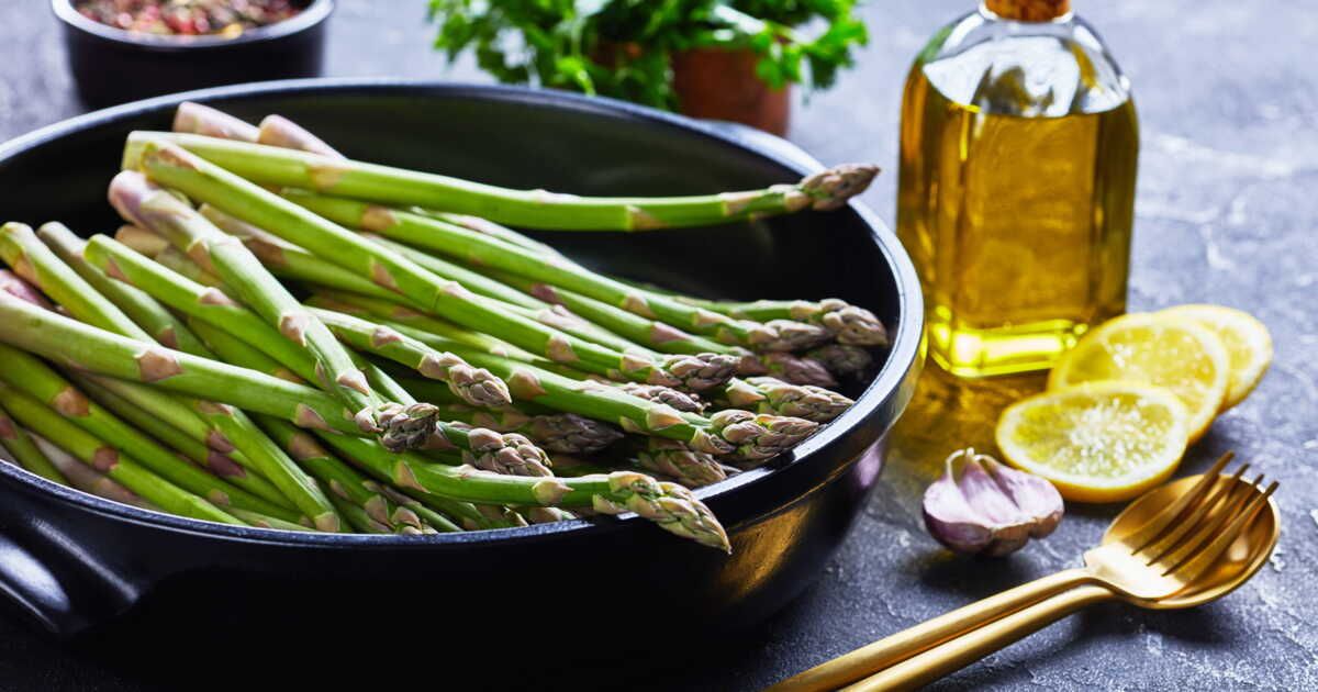 Les secrets d'une cuisson parfaite des asperges : vertes et blanches