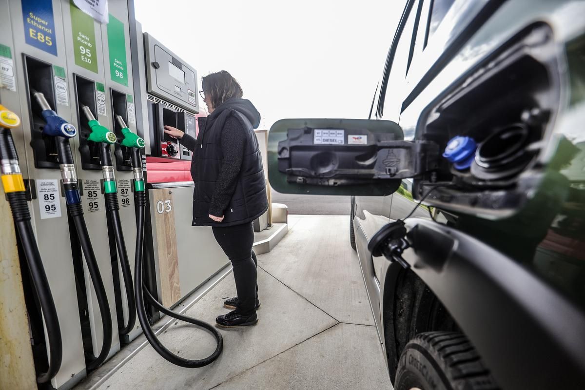 Pénurie de carburants : la situation se détériore en France