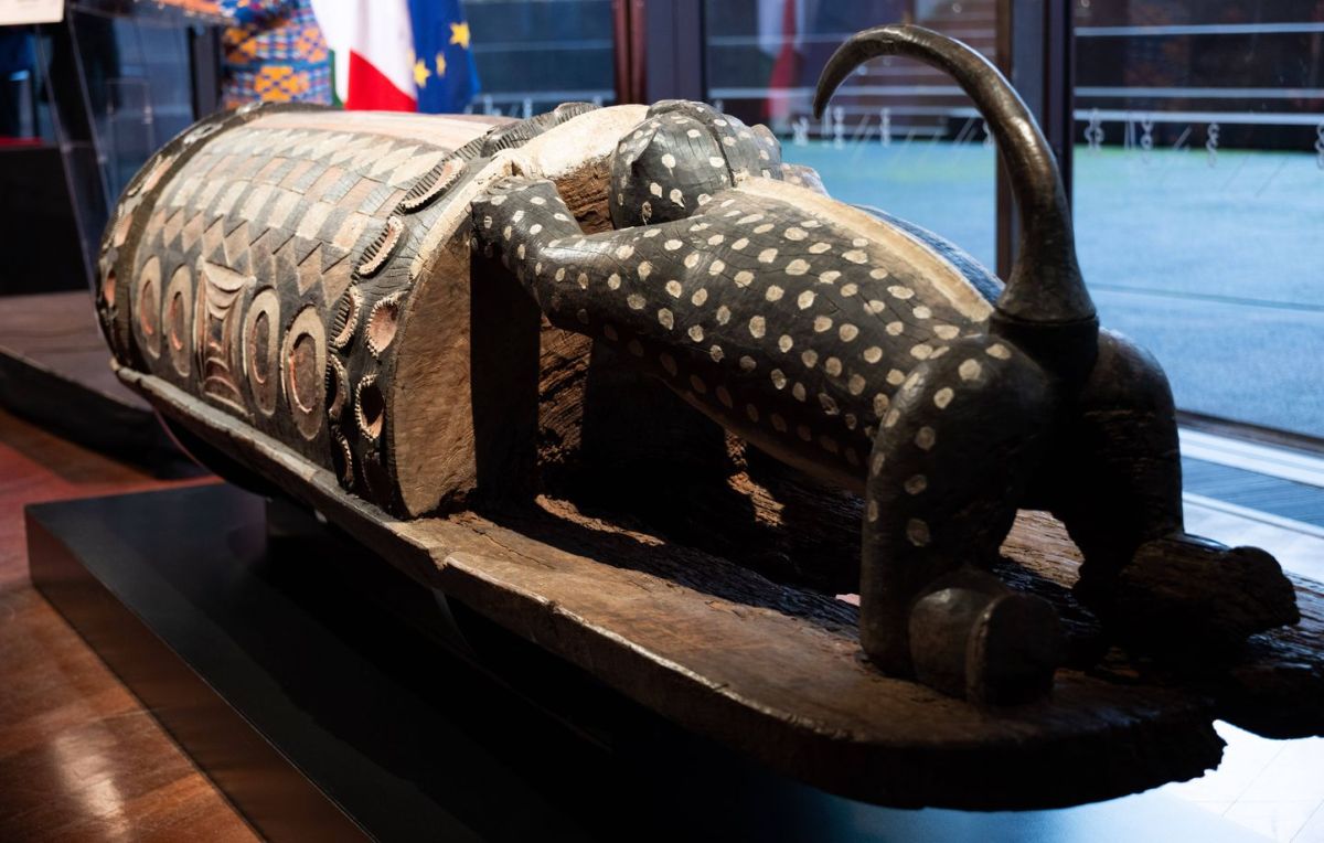 La France avance vers la restitution des œuvres d'art coloniales