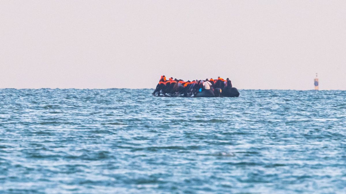 Une vague migratoire : plus de 200 000 personnes ont traversé la Manche depuis 2018