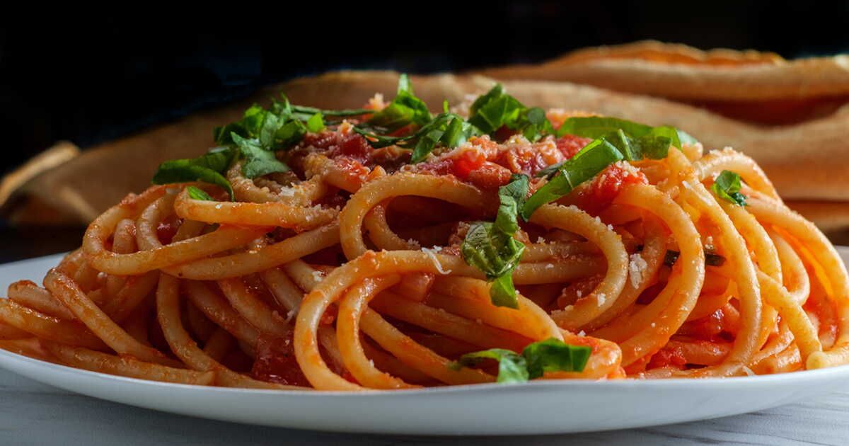 Spaghetti all’amatriciana : la délicieuse recette italienne à découvrir