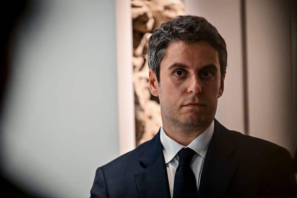 un maire de banlieue tire la sonnette d'alarme sur la France