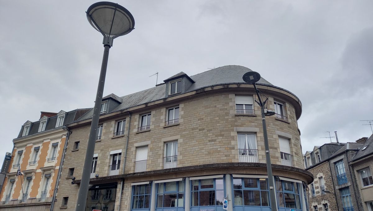 Fougères réveille ses lampadaires : la sécurité avant tout