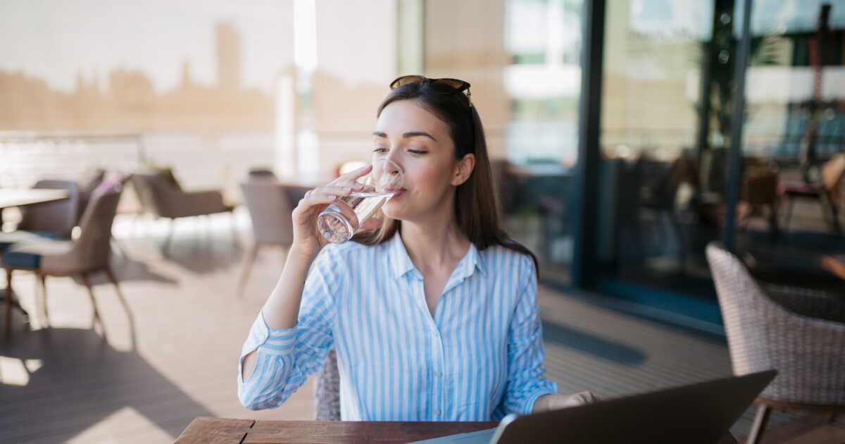 Redonnez du goût à votre eau du robinet : astuces et conseils pratiques