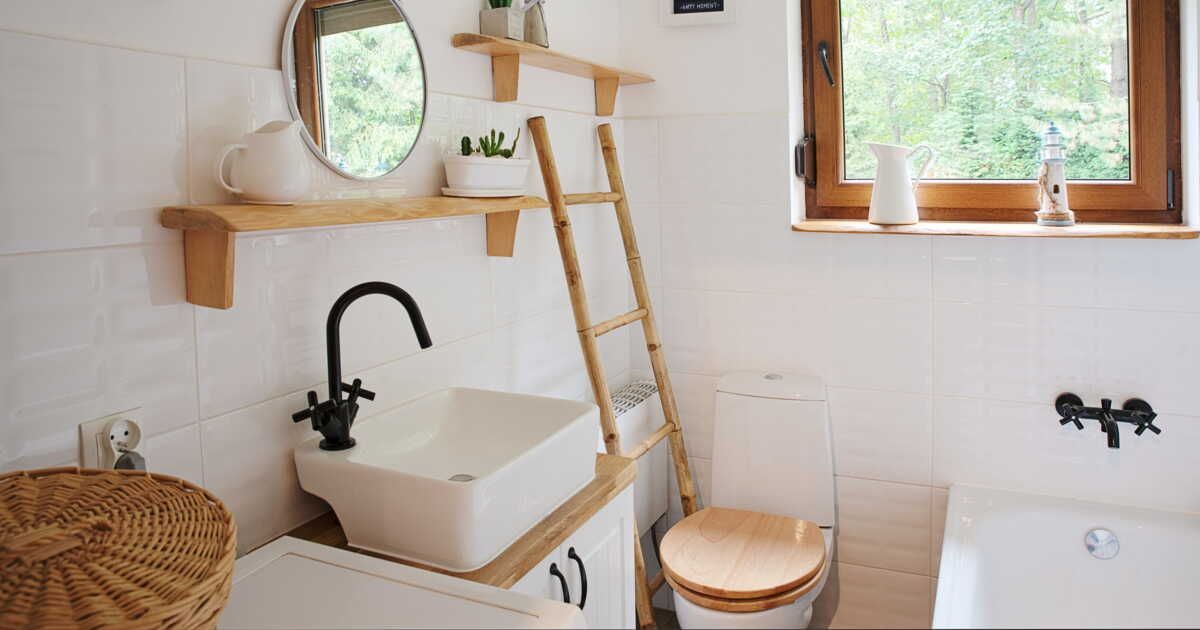 Agrandir visuellement une salle de bains : les pièges à éviter