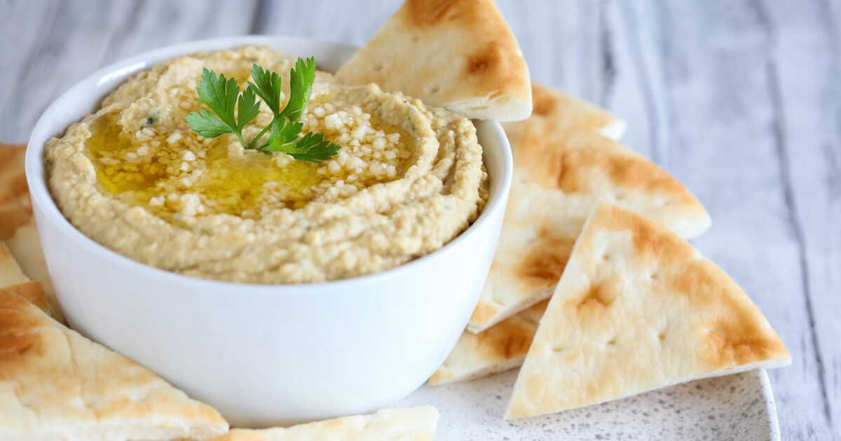 Une touche originale : le houmous réinventé par Cyril Lignac