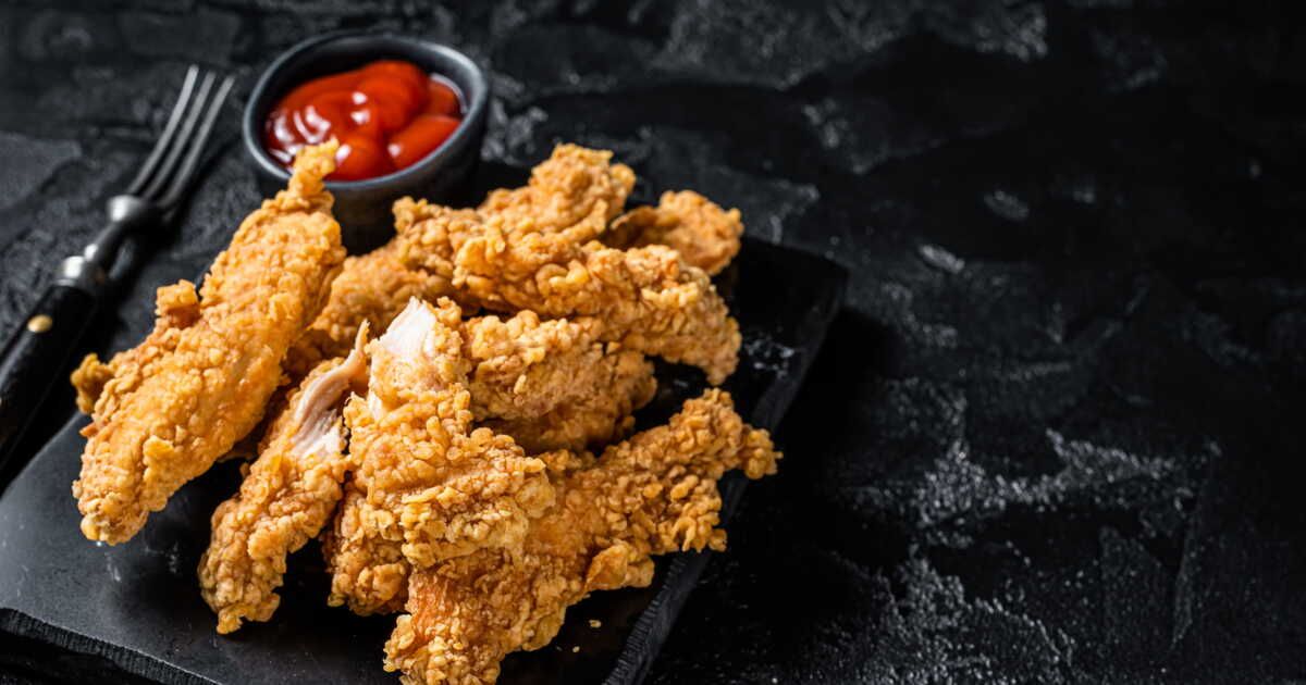 Découvrez le poulet frit croustillant : recette facile et astuce infaillible
