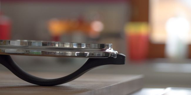 Des astuces malines pour organiser vos couvercles de casseroles