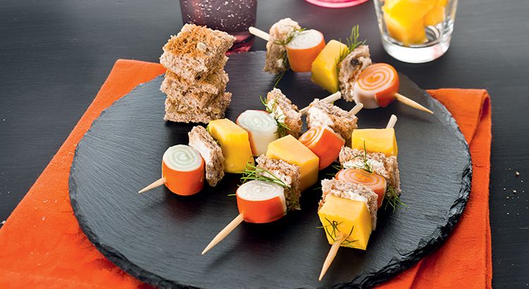 Brochettes exotiques pour des apéritifs festifs