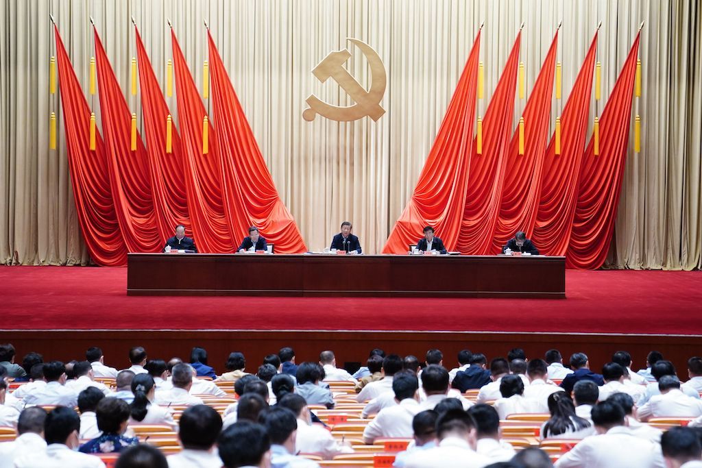 Un voyage audacieux : l'évasion incroyable d'un dissident chinois en mer
