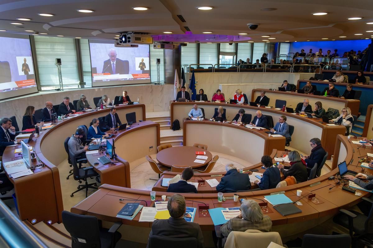 Un coup de bambou pour la Gironde : le Département face à ses défis budgétaires