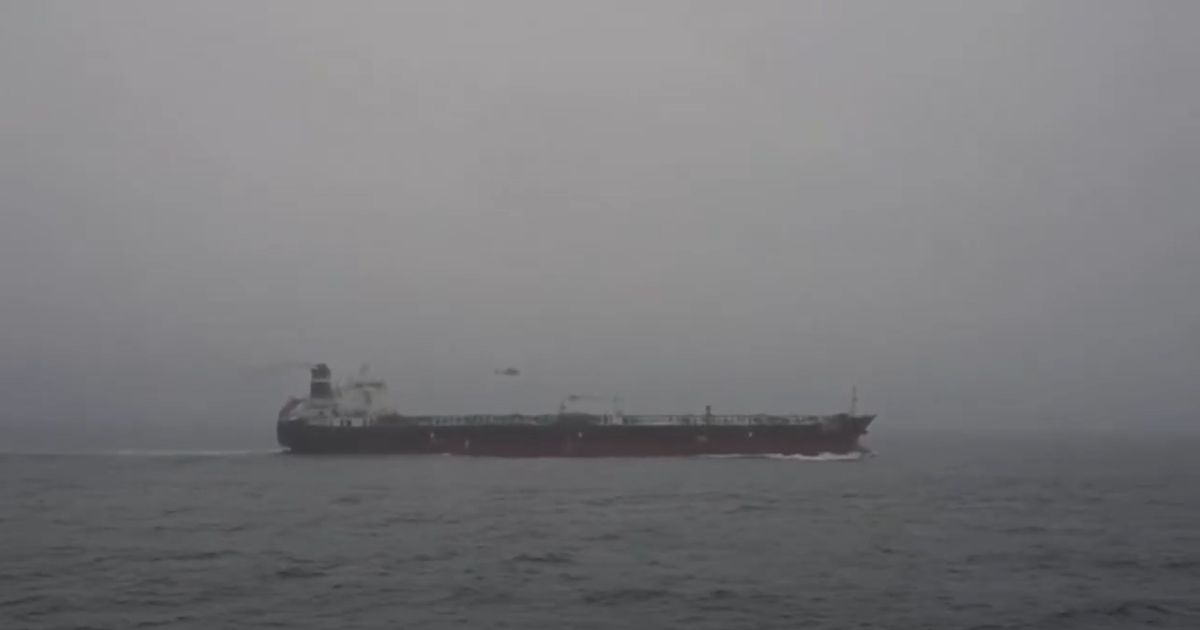 La France intercepte un pétrolier russe en plein océan : un message fort contre les sanctions