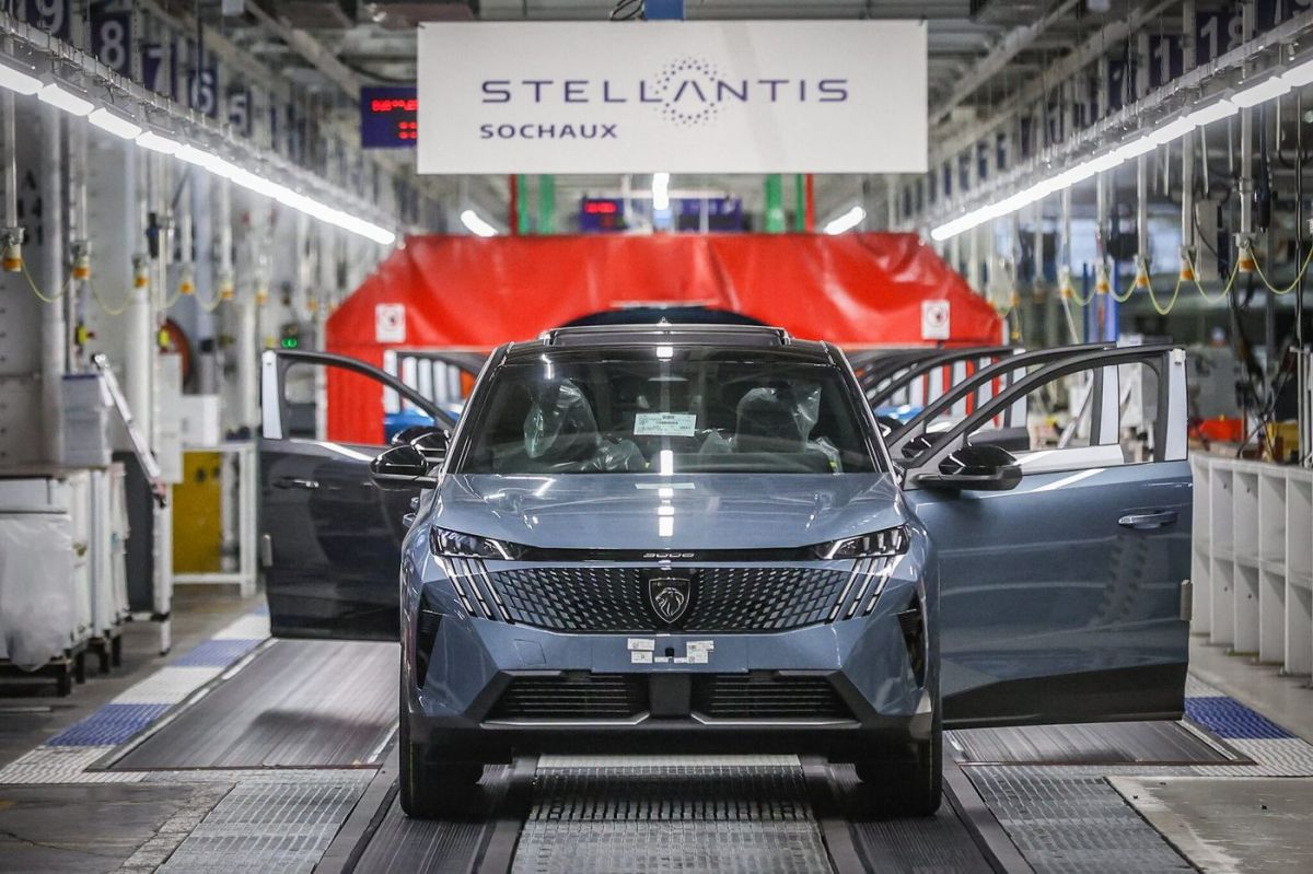 Stellantis annonce un investissement de plus d'un milliard d'euros pour l'avenir de Mulhouse
