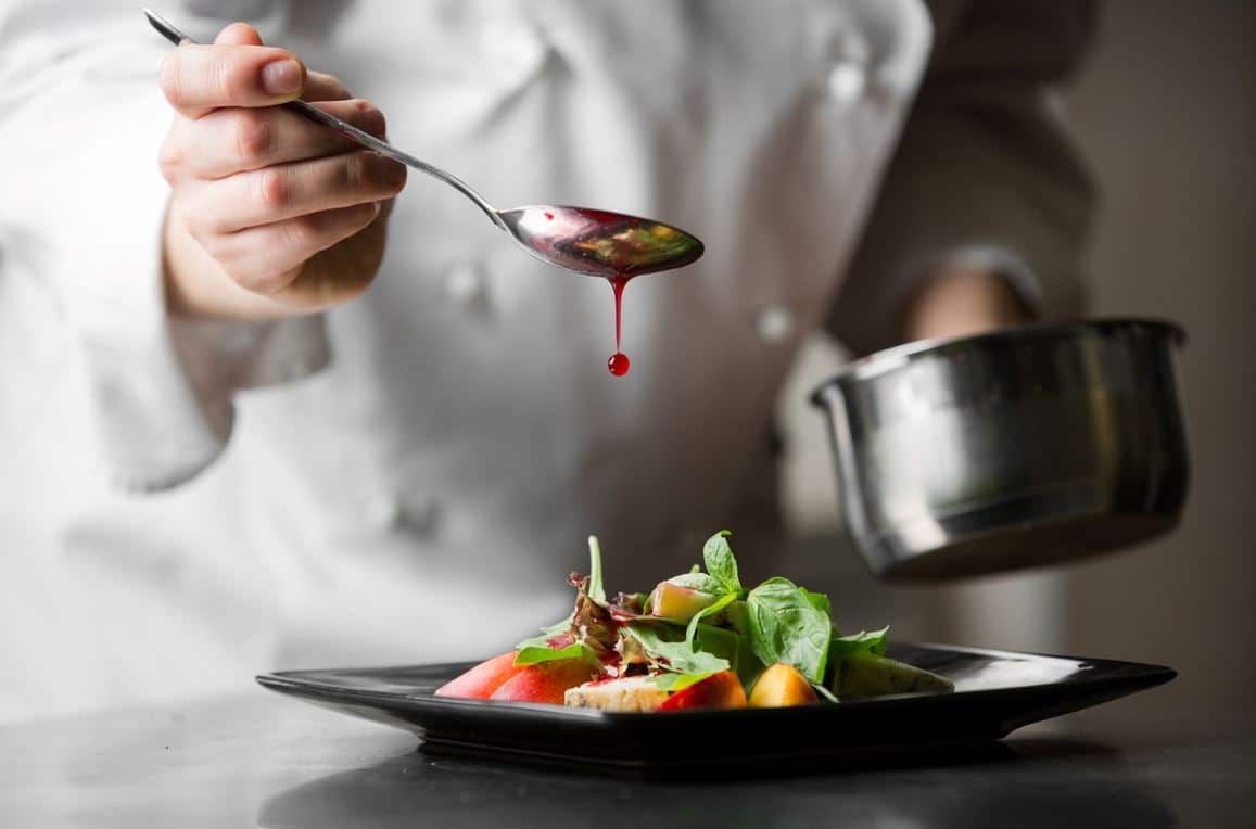 11 techniques pour donner du corps à vos sauces