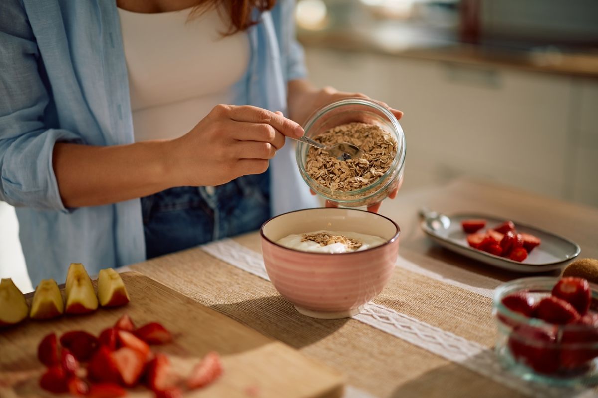 Manger le même petit-déjeuner chaque jour : une habitude à adopter ou à éviter ?