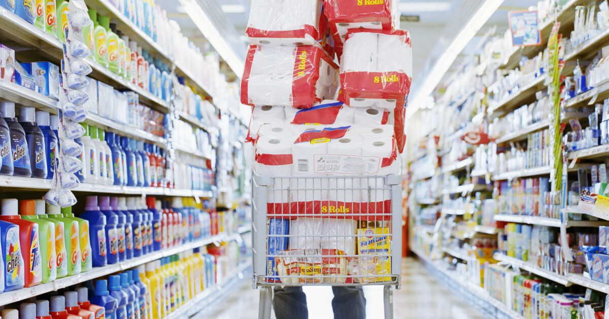 Pourquoi les magasins discount séduisent de plus en plus de Français