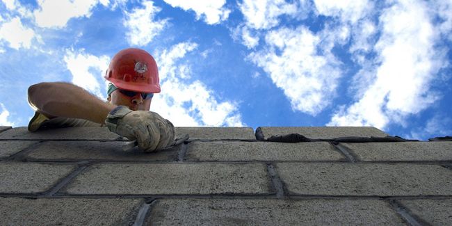 Guide pratique pour monter un mur en parpaing efficacement