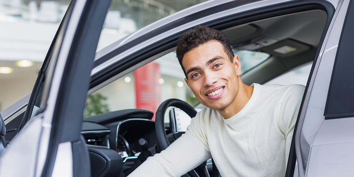 Prêter sa voiture à ses enfants : ce que dit votre assurance