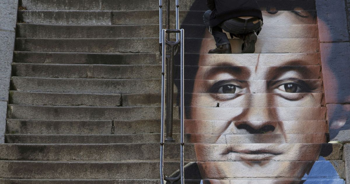Coluche et le football : des vannes pour une Coupe du monde revisitée