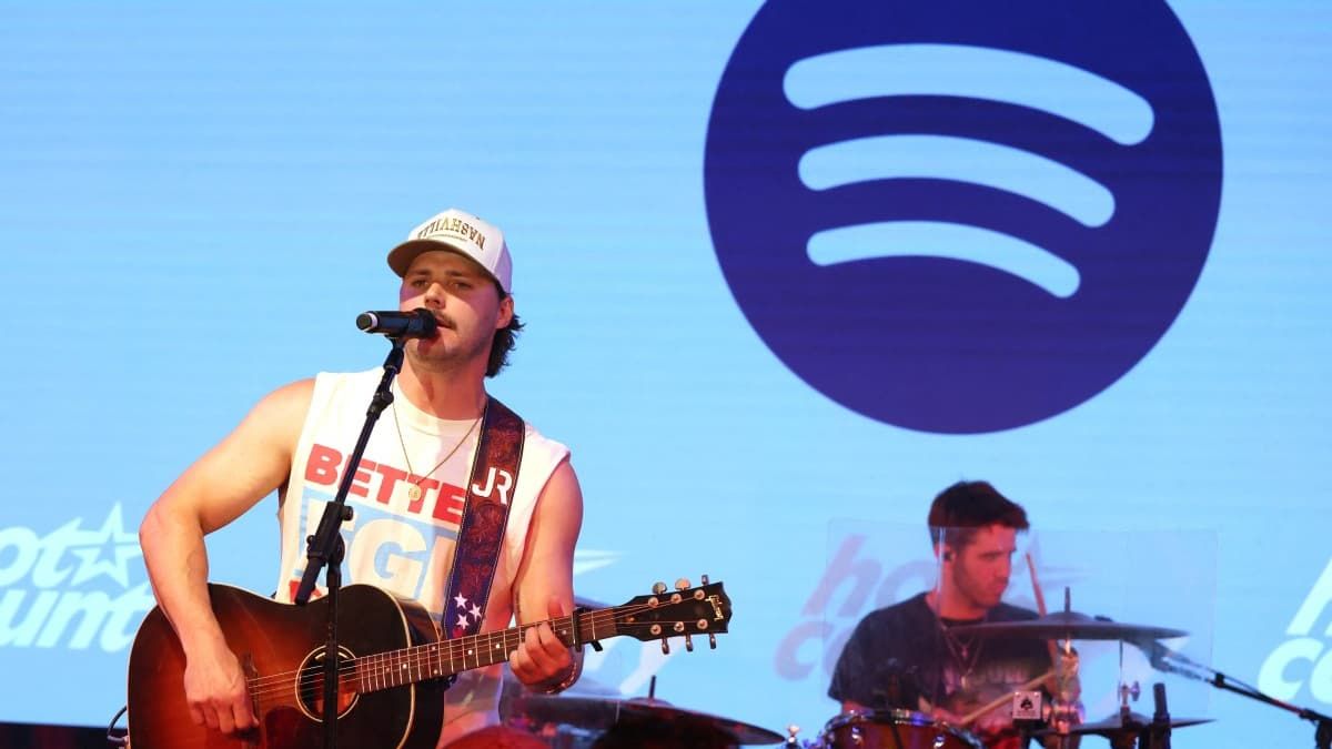 Spotify face à la montée de l'IA musicale : une position audacieuse et controversée