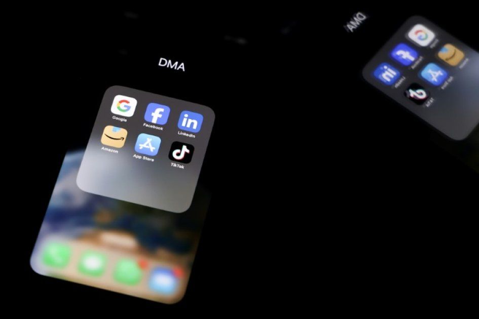 Emirats arabes unis : un nouveau cap pour l'âge d'accès aux réseaux sociaux