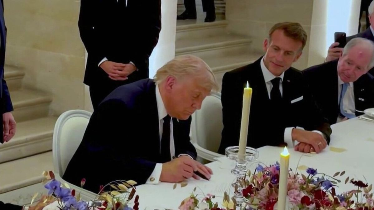 Un tournant historique : l'accord de paix entre les États-Unis et l'Iran signé à Versailles