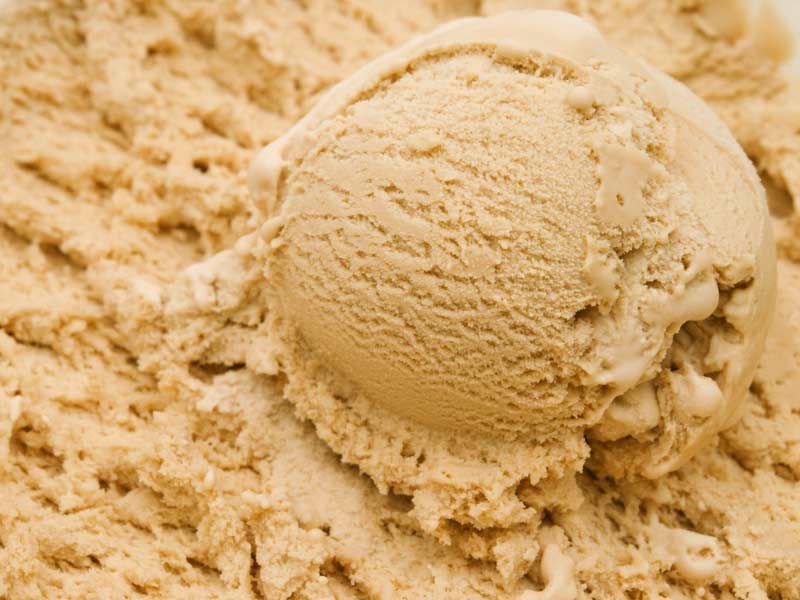 l'irrésistible goût de la glace au lait maternel suspendu par les autorités