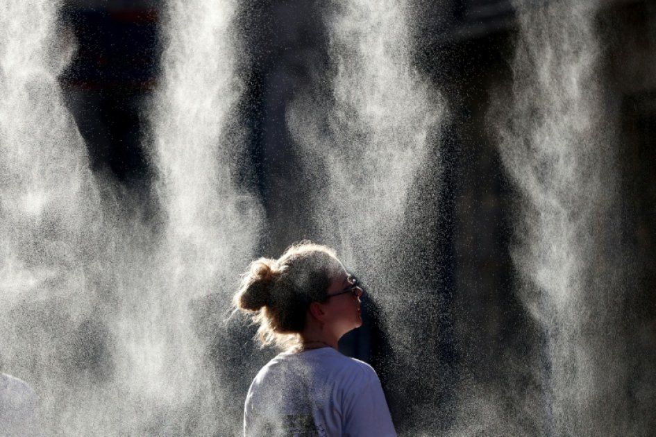 La canicule s'amplifie encore, la moitié des Français en vigilance rouge