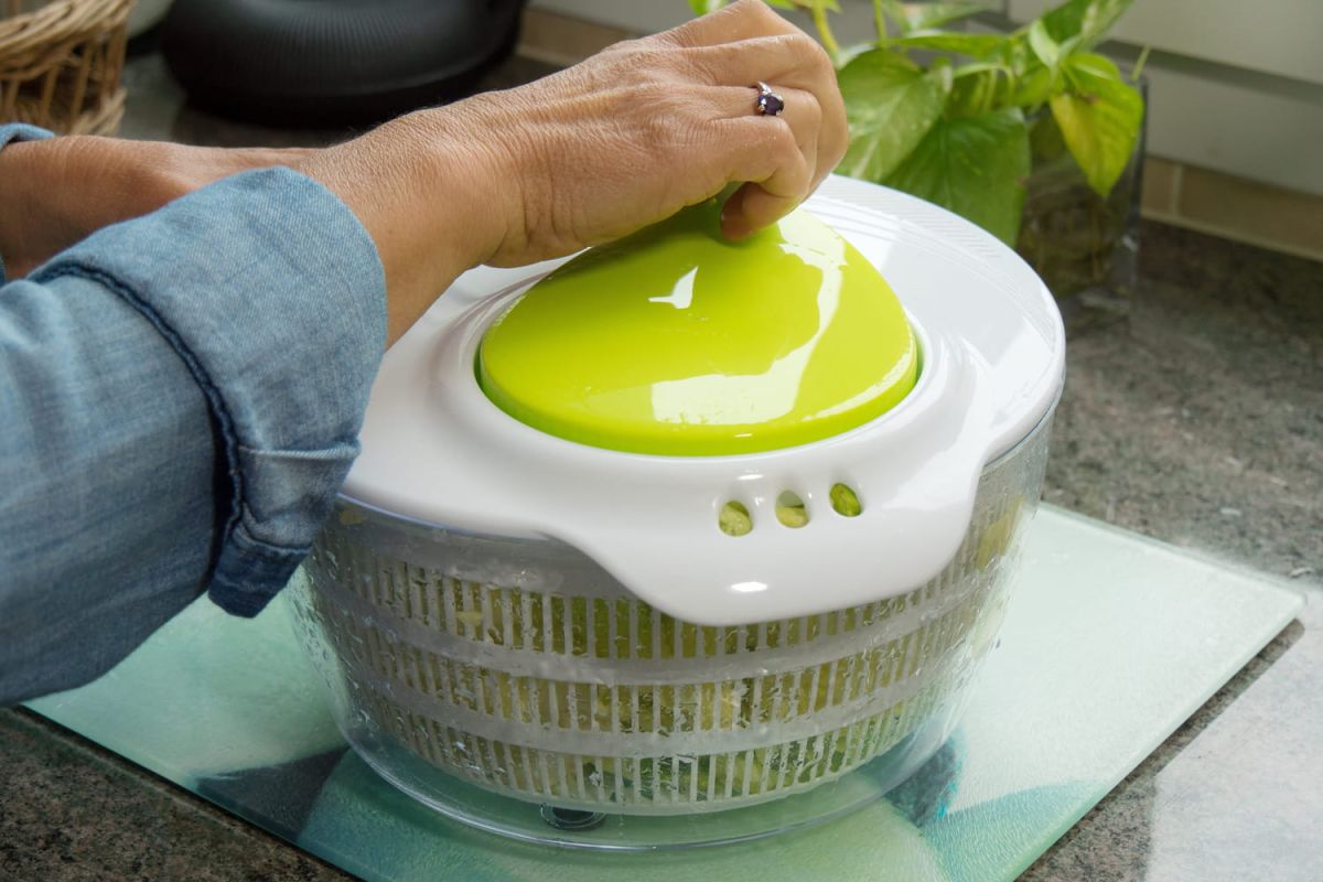 Découvrez l'astuce insoupçonnée de votre essoreuse à salade
