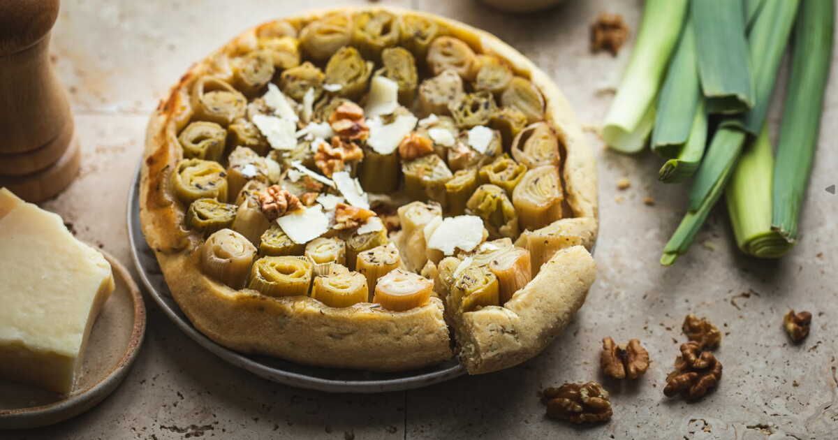 Redécouvrez la tarte tatin au poireau : une recette légère et réconfortante